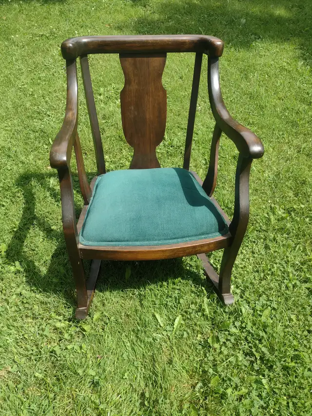 Vintage wood rocking chair - Photo 4