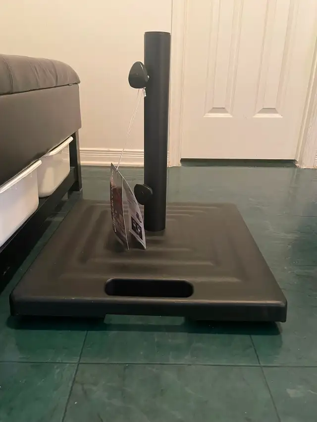 Brand New Treasure Garden 100lb metal umbrella stand on wheels - Photo 2