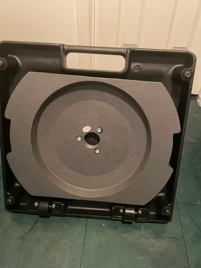 Brand New Treasure Garden 100lb metal umbrella stand on wheels - Photo 4