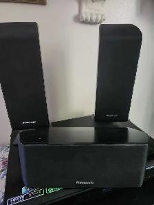 700 WATTS HEAVY-DUTY PANASONIC SURROUND SOUND SPEAKERS