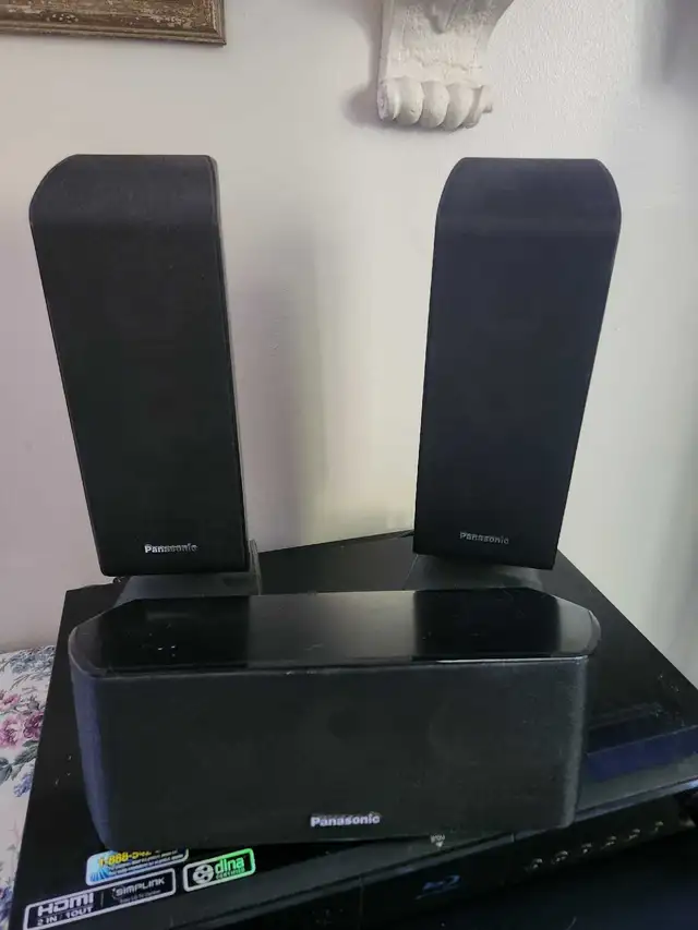 700 WATTS HEAVY-DUTY PANASONIC SURROUND SOUND SPEAKERS - Photo 2
