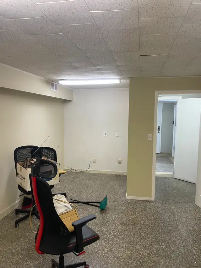 COMMERCIAL SPACE FOR LEASE - Photo 3