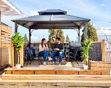 Affordable Weekly & Monthly Hotel Rooms – Clean & Comfortable