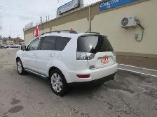 2011 Mitsubishi Outlander LS - Photo 9