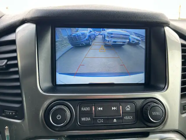 2018 Chevrolet Suburban 4WD 4dr 1500 LS - Photo 13