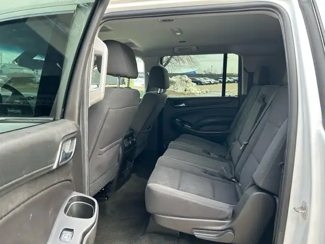 2018 Chevrolet Suburban 4WD 4dr 1500 LS - Photo 15