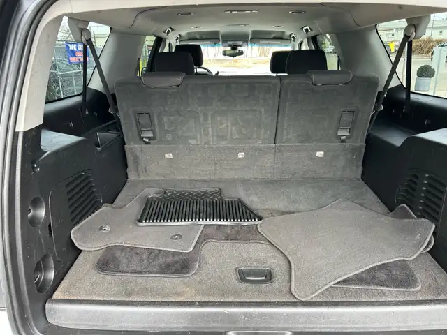2018 Chevrolet Suburban 4WD 4dr 1500 LS - Photo 16