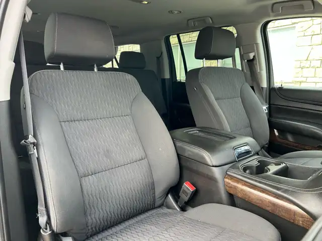 2018 Chevrolet Suburban 4WD 4dr 1500 LS - Photo 18