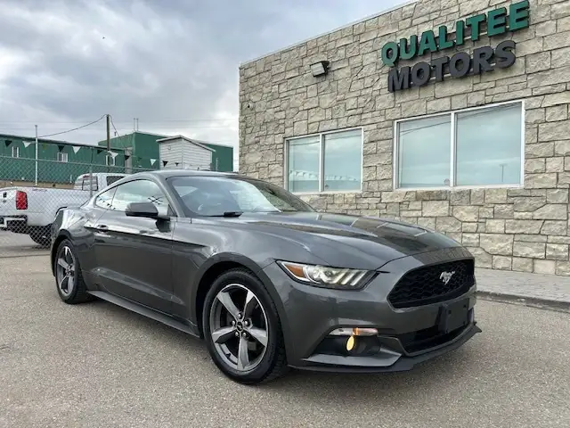 2015 Ford Mustang 2dr Fastback EcoBoost - Photo 3