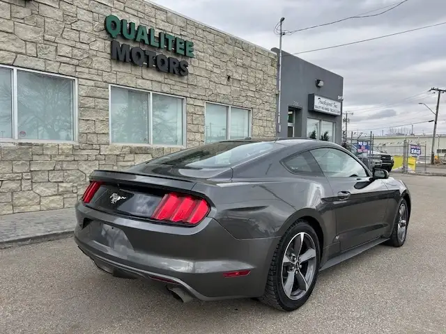 2015 Ford Mustang 2dr Fastback EcoBoost - Photo 5
