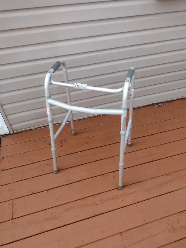 Folding Walker - Photo 4