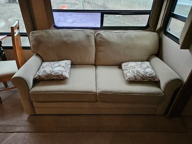 2014 Dynamax 3650RE T/A 36 Ft Fifth Wheel Trilogy - Photo 15