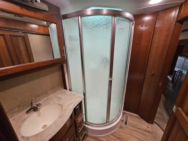 2014 Dynamax 3650RE T/A 36 Ft Fifth Wheel Trilogy - Photo 23