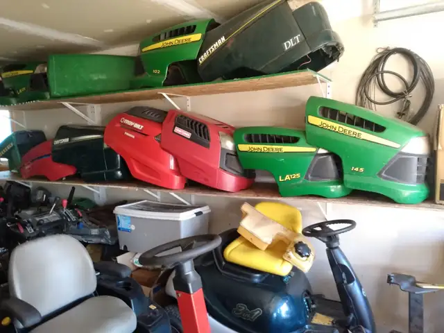 assorted hoods for lawn & garden tractors - Photo 3