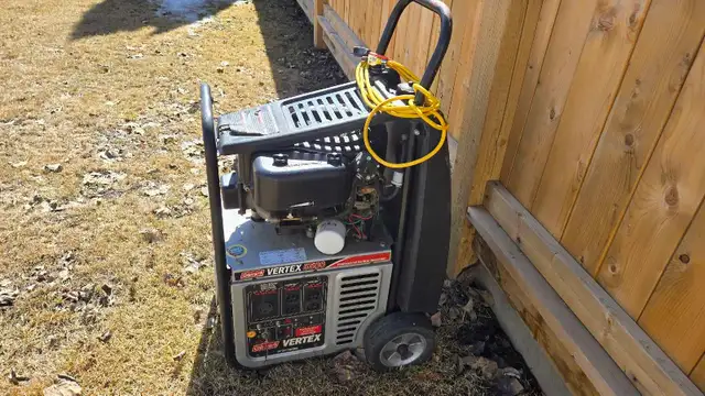 Generator - Photo 3