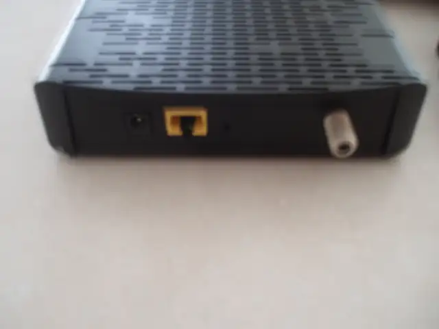 COMPUTER  MODEM  -  LIKE NEW - Photo 3