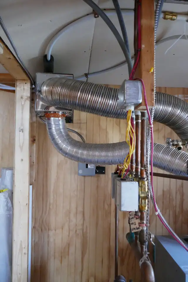 Oil Boiler - Photo 2