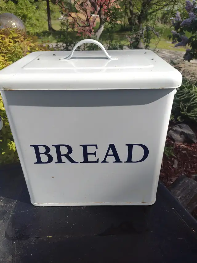 3 metal containers 2 kitchen 1 shop - Photo 2