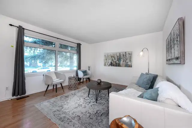 Separate Entrance 3 Bedroom Main Floor for Rent. Move in ready. - Photo 3