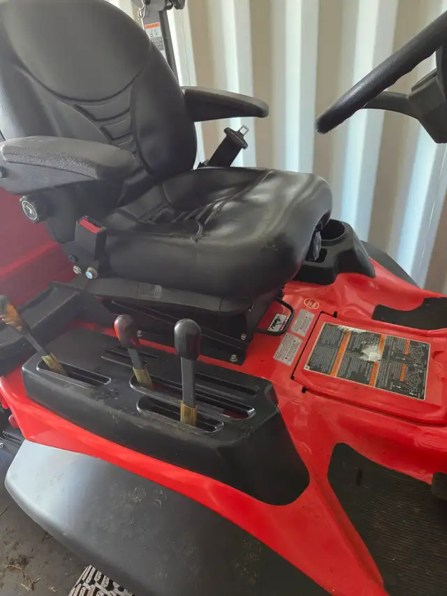 Lawn Mowers - Photo 8