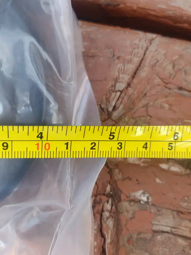 Two sets of 4 casters new in bag 4' casters 2 have wheel locks - Photo 2