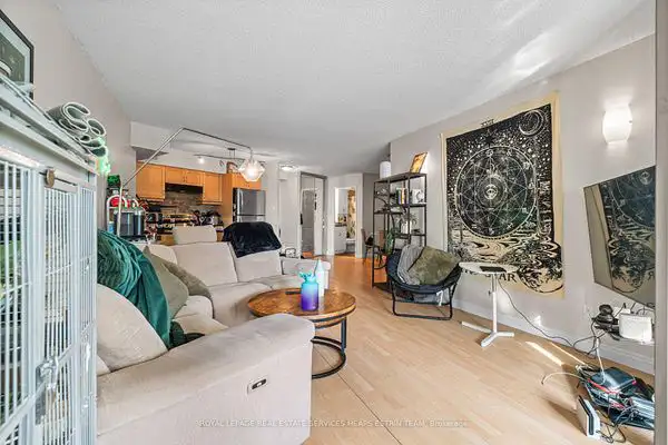 Condo for Lease 1Bed plus 2Den with Parking and Internet Include - Photo 5