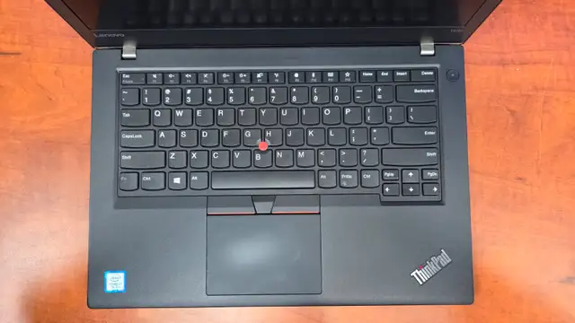 Lenovo Laptop T470 with 2 batteries - Photo 2