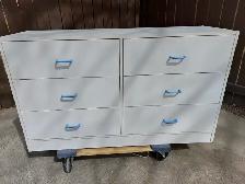 6 drawer white dresser