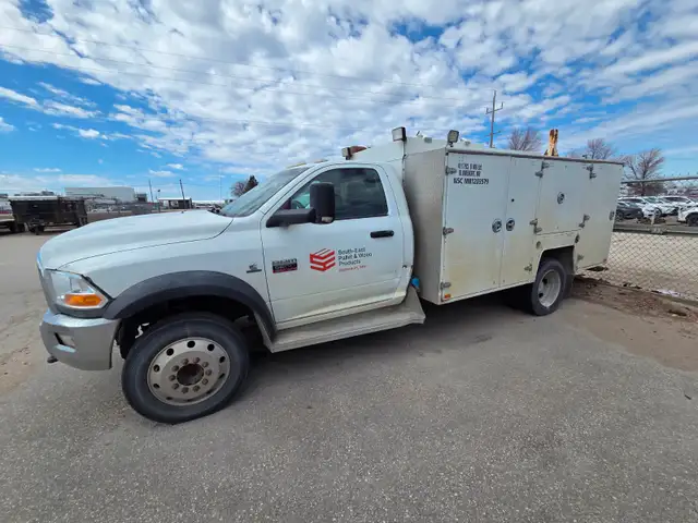 2011 Ram 5500 - 6.7 Cummins w/Brutus Service Body