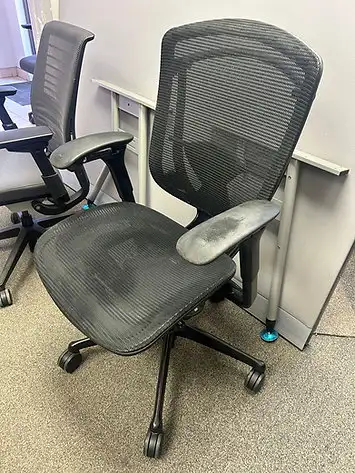 Teknion Contessa Leather Chair! - Photo 2