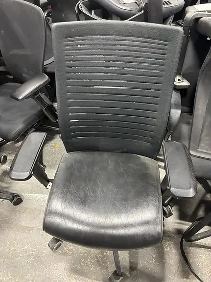 Global Loover High Mesh Back Office Chair!