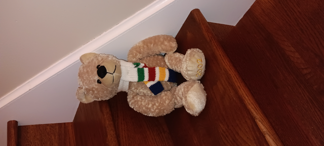 GRAND TOUTOU NEUF GEIGE de 15'DE HAUT QUI S'ASSOIT: $10.00 - Photo 2