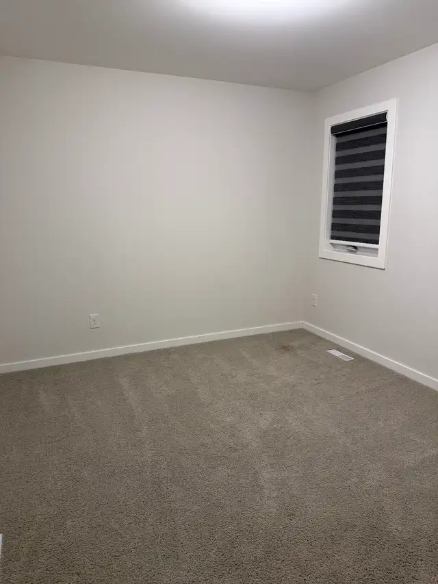 Room for rent - girls only -west St. Paul