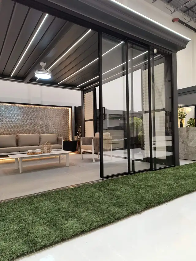 PERGOLA OUTDOOR KITCHEN BBQ