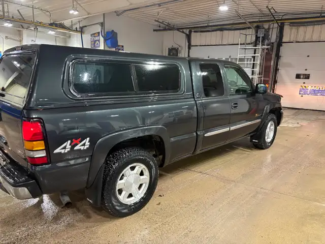 Safieted 04 Silverado - Photo 6