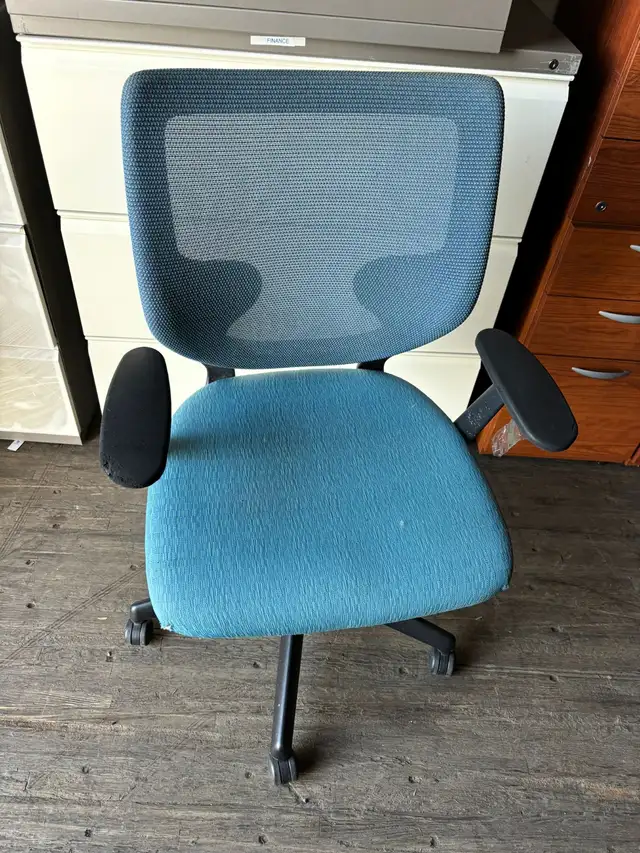 Keilhauer Simple Chair-Guelph!