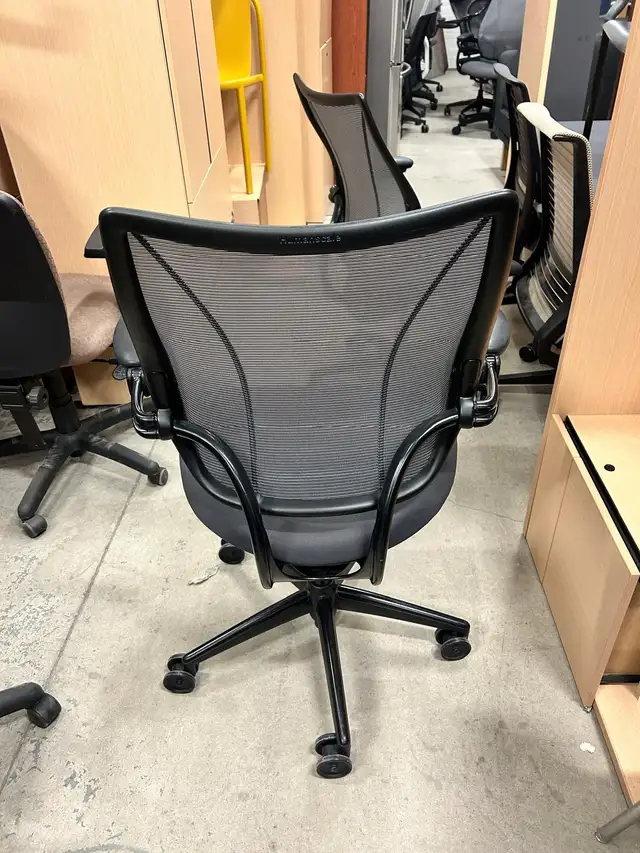 Humanscale Liberty Task Chair! - Photo 3