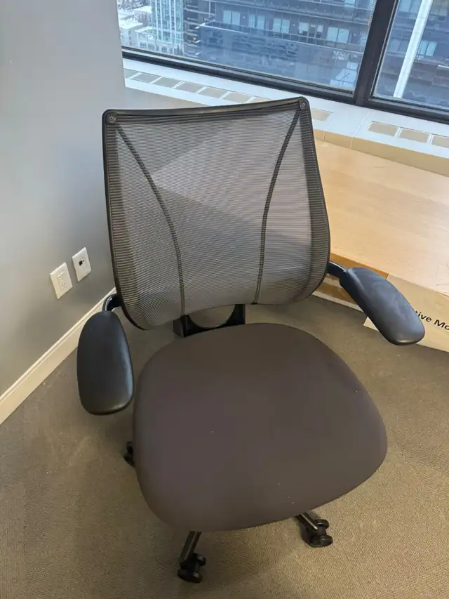 Humanscale Liberty Task Chair! - Photo 5