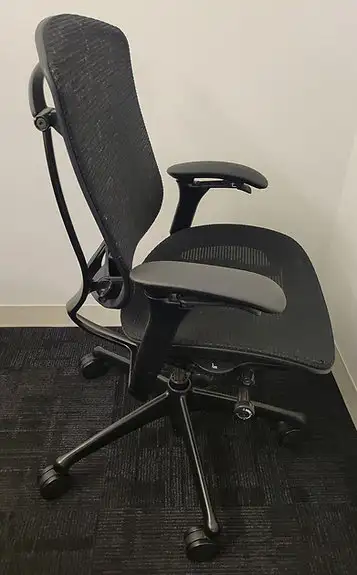 Teknion Nuova Contessa All-Mesh Task Chair! - Photo 2