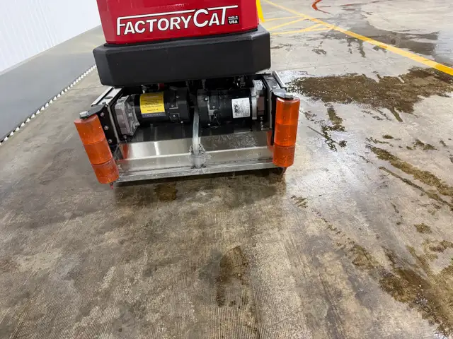 Factory CatMini HD  floor scrubber - Photo 5