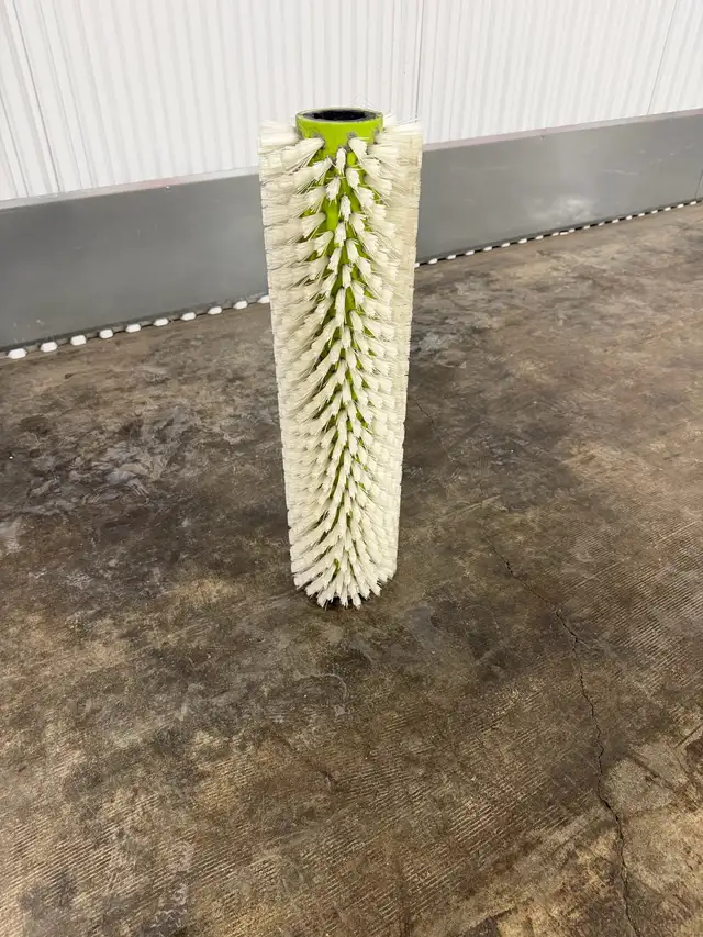 Factory CatMini HD  floor scrubber - Photo 10