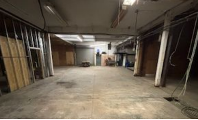 WAREHOUSE/ WORK SHOP/YARD FOR RENT-TORONTO - Photo 6