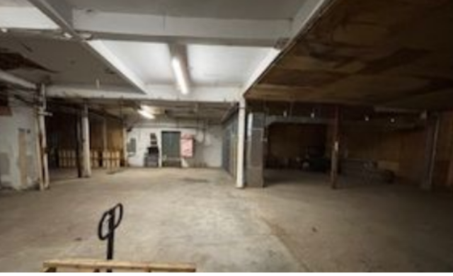 WAREHOUSE/ WORK SHOP/YARD FOR RENT-TORONTO - Photo 9