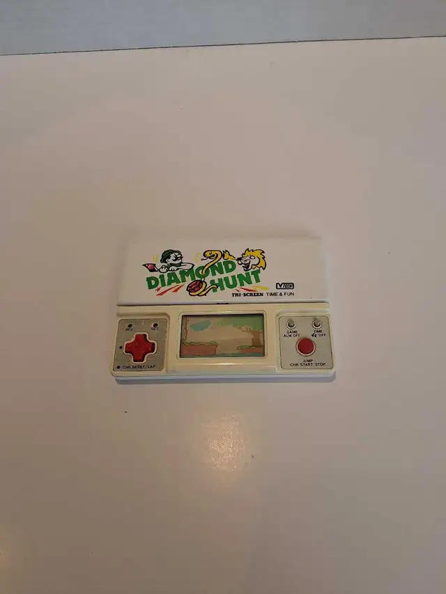 Diamond Hunt Handheld (Vintage)