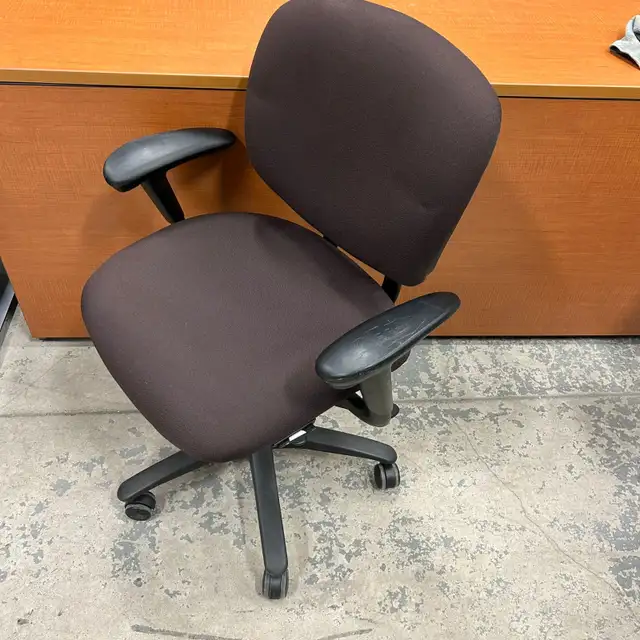 Haworth Mobile Task Chair! - Photo 2