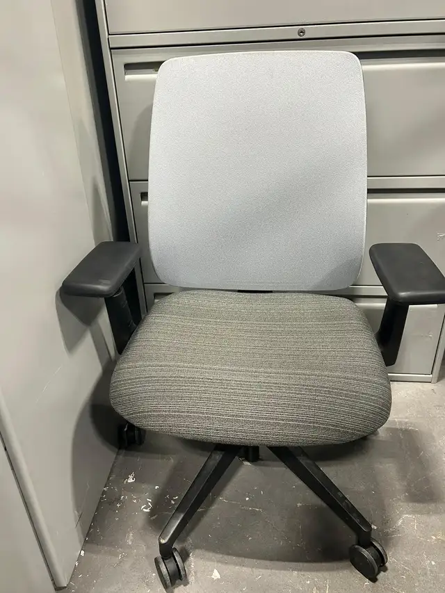Haworth Lively Office Chair!