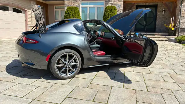 2021 Mazda MX-5 GT - Photo 2