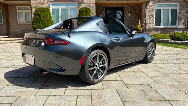 2021 Mazda MX-5 GT - Photo 3