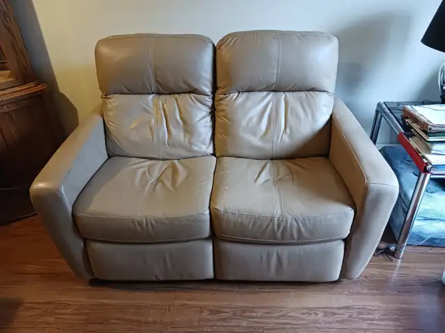 SOFA 2 PLACES EN CUIR INCLINABLES AVEC MOTEURS SILENCIEUX - Photo 3
