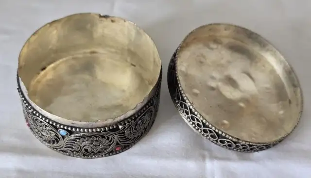 Tibetan Filigree White Metal Trinket Box - Photo 4